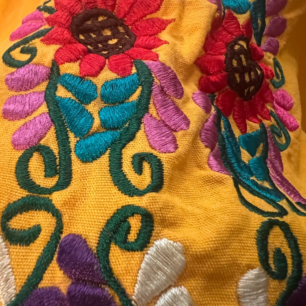 Yellow Mexican theme embroidered flowers Off-Shoulder Puff Sleeve Sundress sz xl - Picture 10 of 11